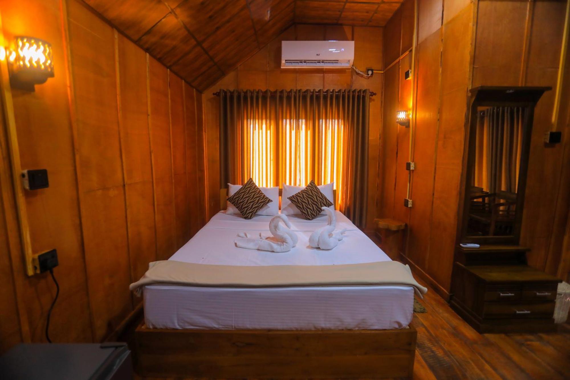 Lion Wood Treehouse Villa Talkote Exterior photo